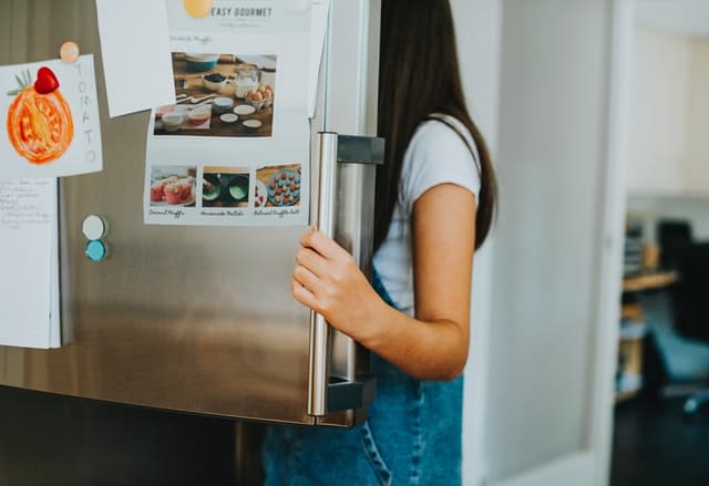 storing a 3 month supply of frozen foods